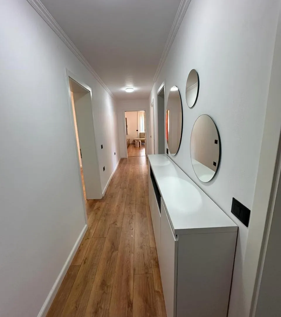 Amaris Apartment Τίρανα